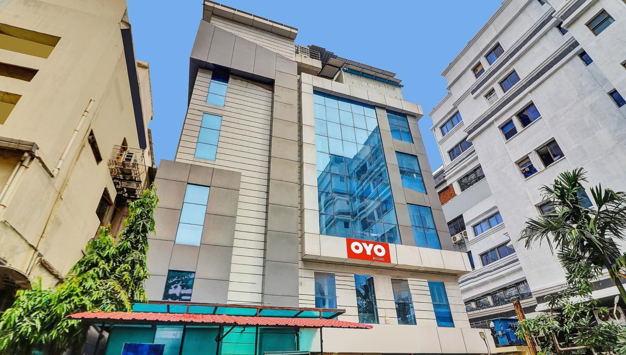 Heavens Inn Near Rasoolpura Metro Station Hyderabad Exterior foto