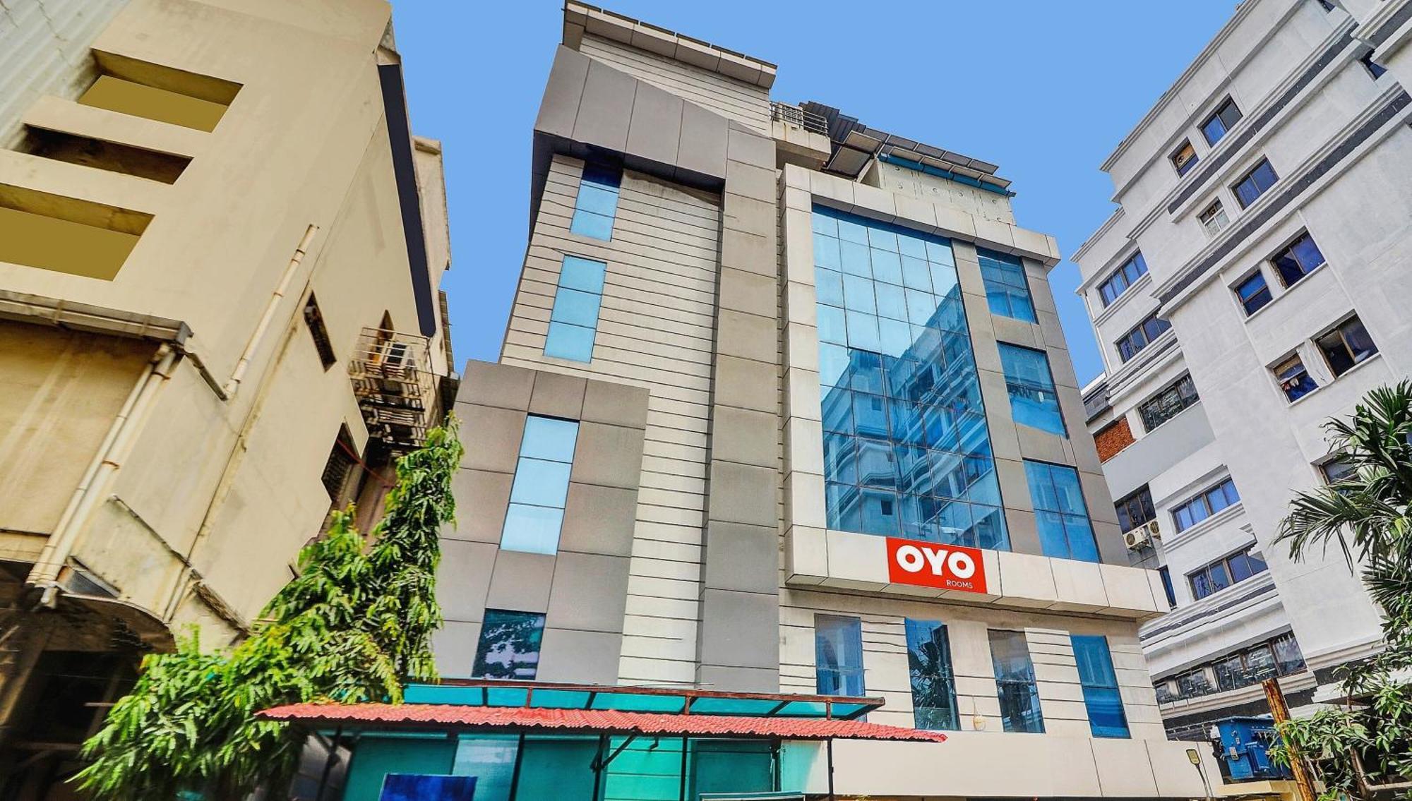 Heavens Inn Near Rasoolpura Metro Station Hyderabad Exterior foto