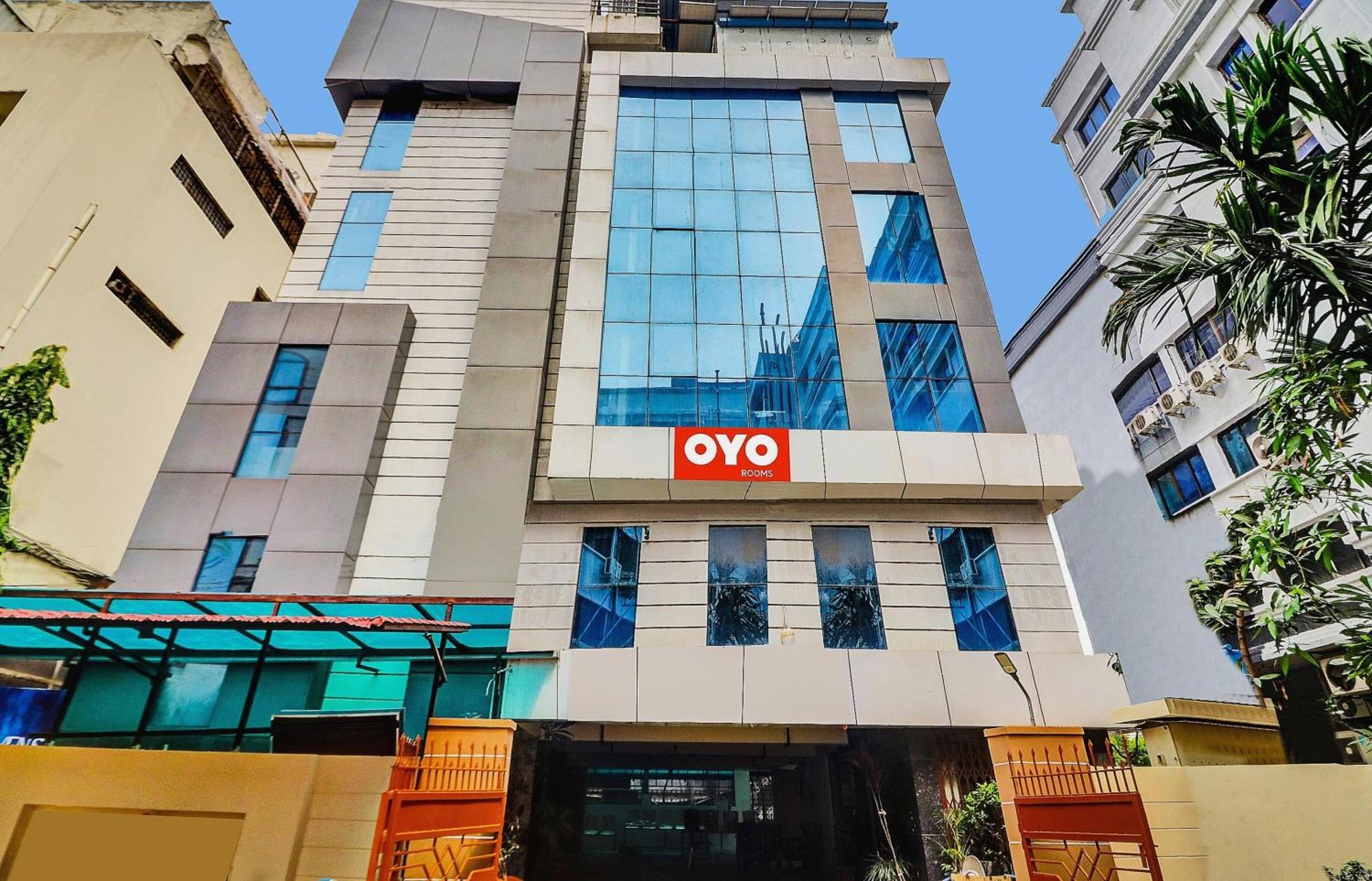 Heavens Inn Near Rasoolpura Metro Station Hyderabad Exterior foto